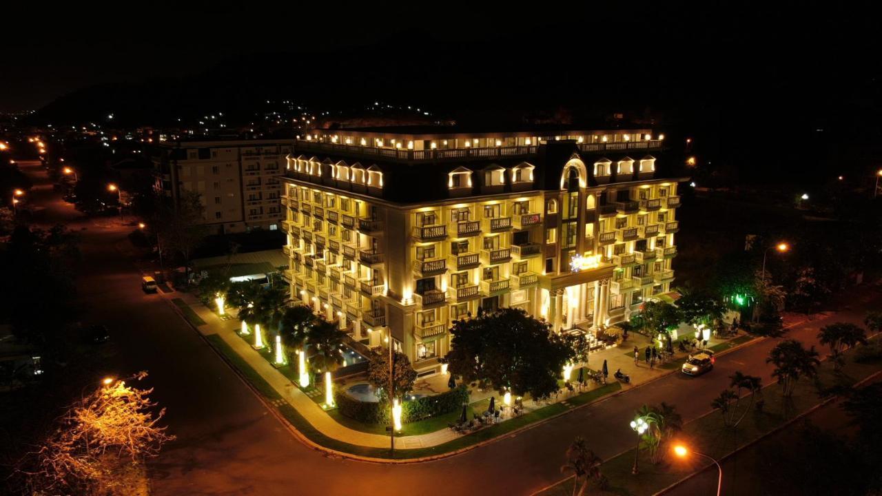 Orbit Hotel Nha Trang Bagian luar foto