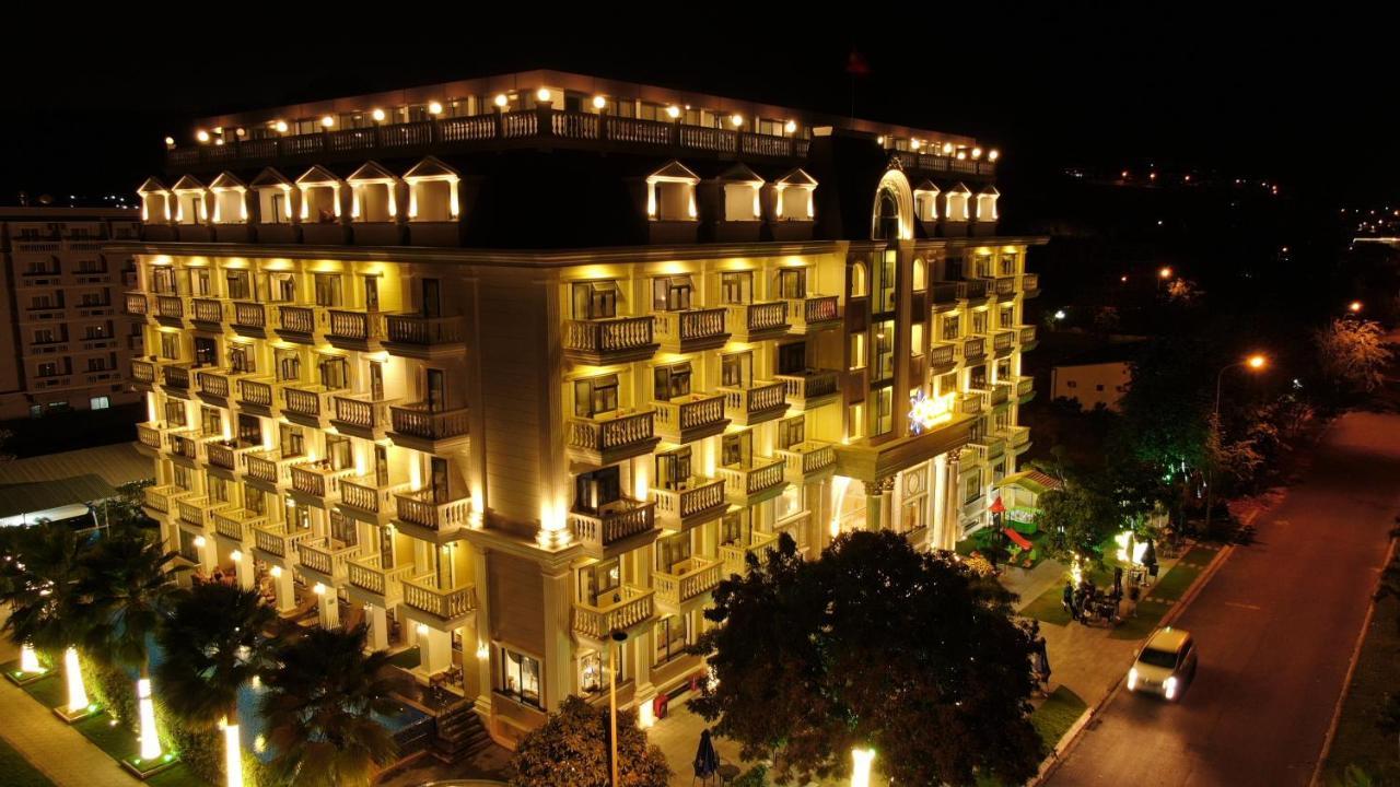 Orbit Hotel Nha Trang Bagian luar foto