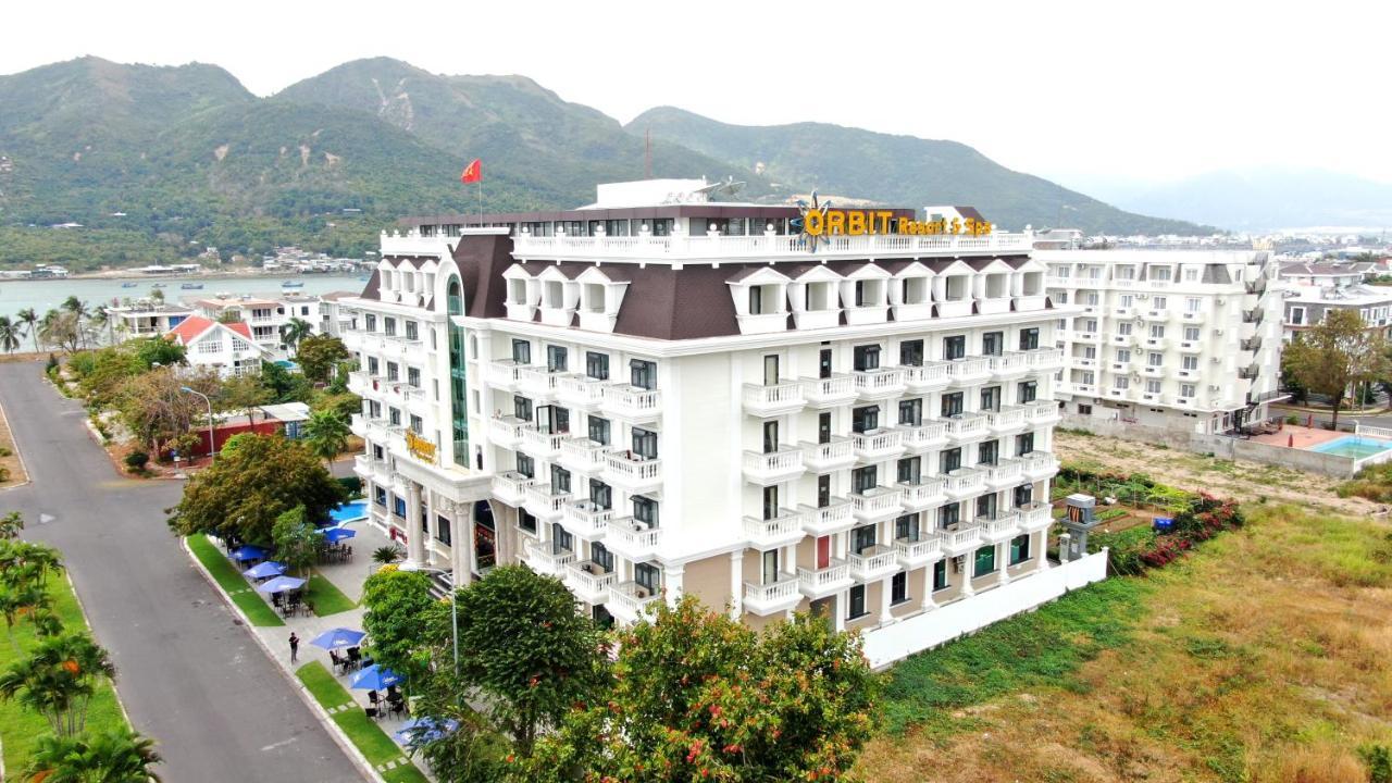 Orbit Hotel Nha Trang Bagian luar foto