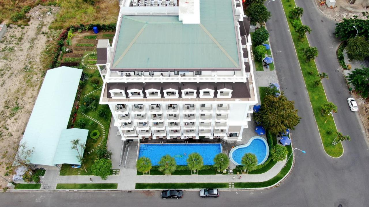 Orbit Hotel Nha Trang Bagian luar foto