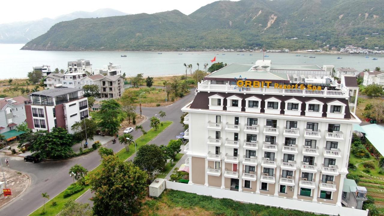 Orbit Hotel Nha Trang Bagian luar foto