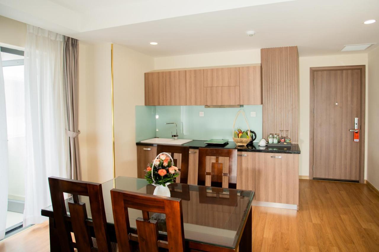 Orbit Hotel Nha Trang Bagian luar foto