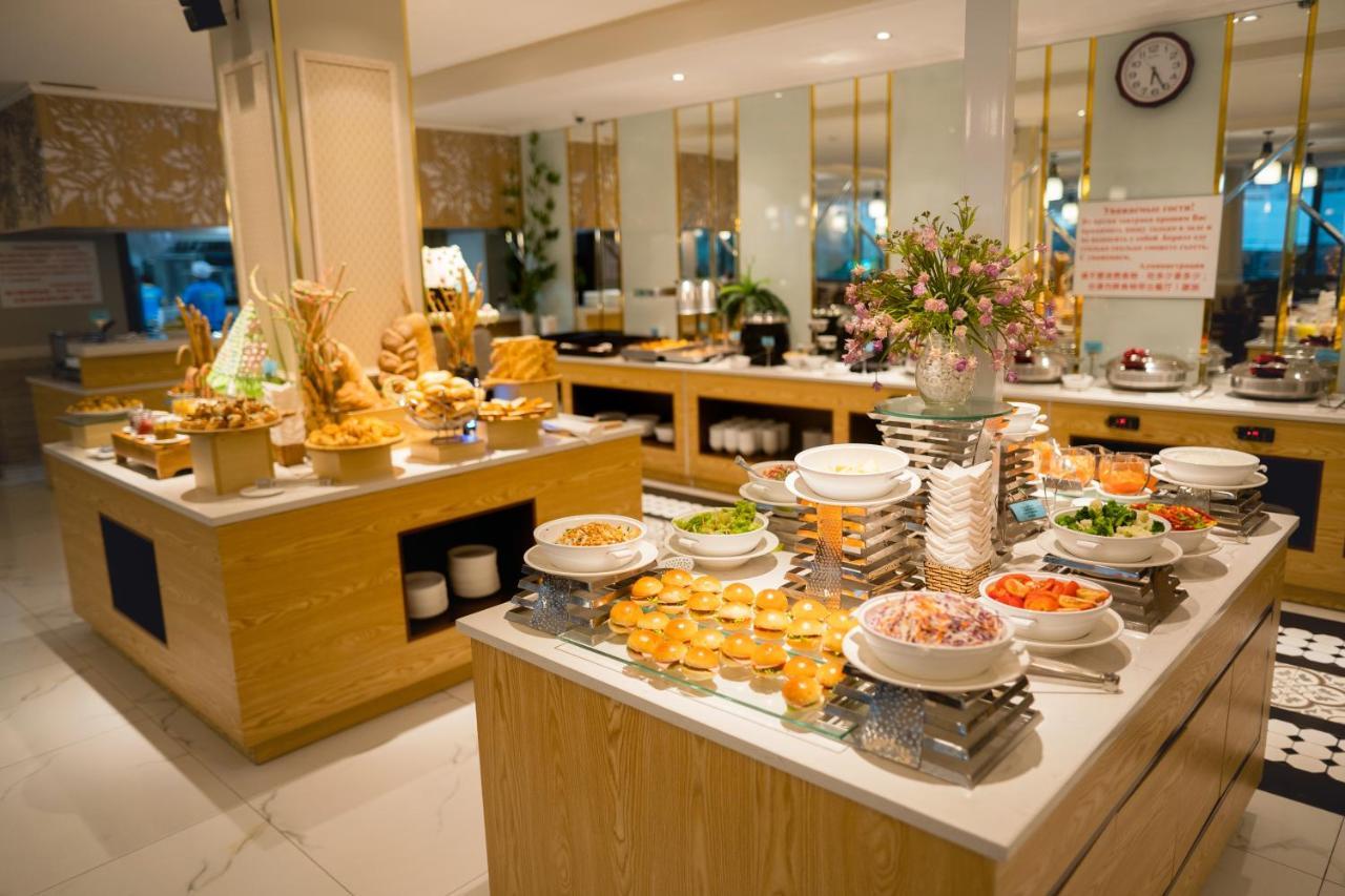 Orbit Hotel Nha Trang Bagian luar foto
