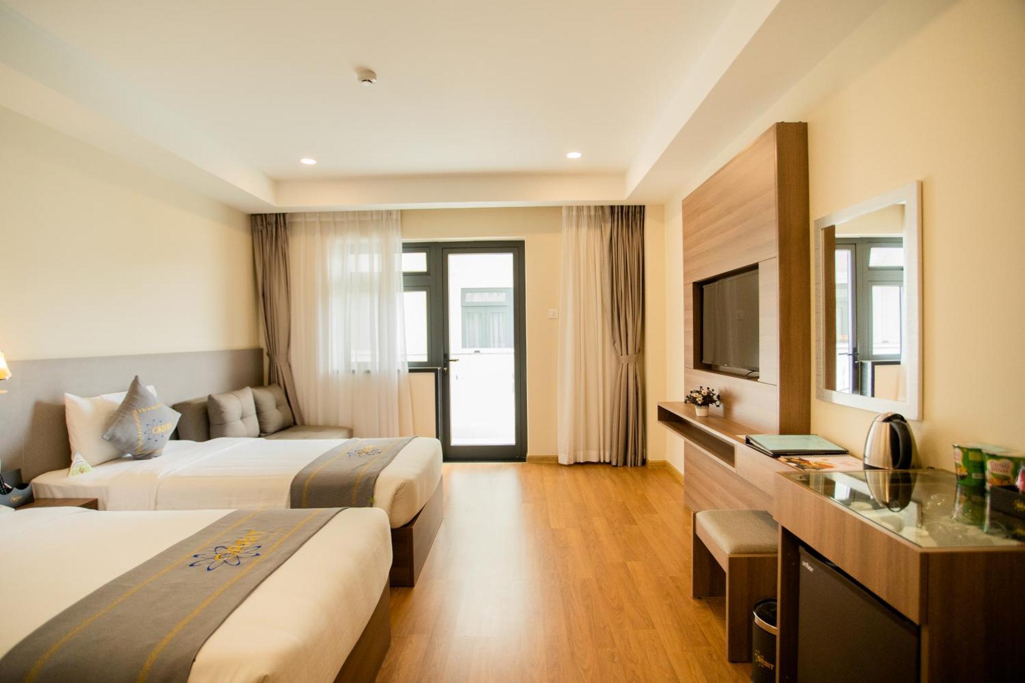 Orbit Hotel Nha Trang Bagian luar foto