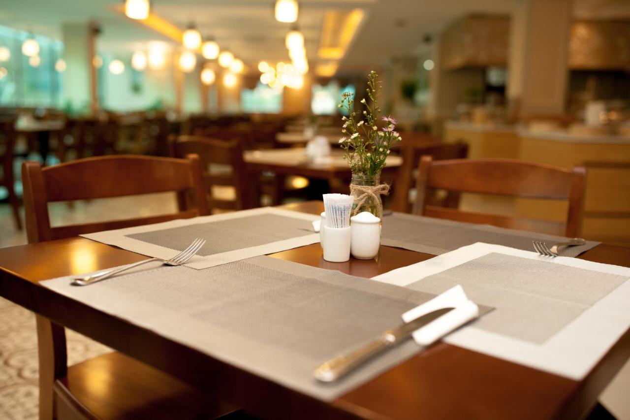 Orbit Hotel Nha Trang Bagian luar foto