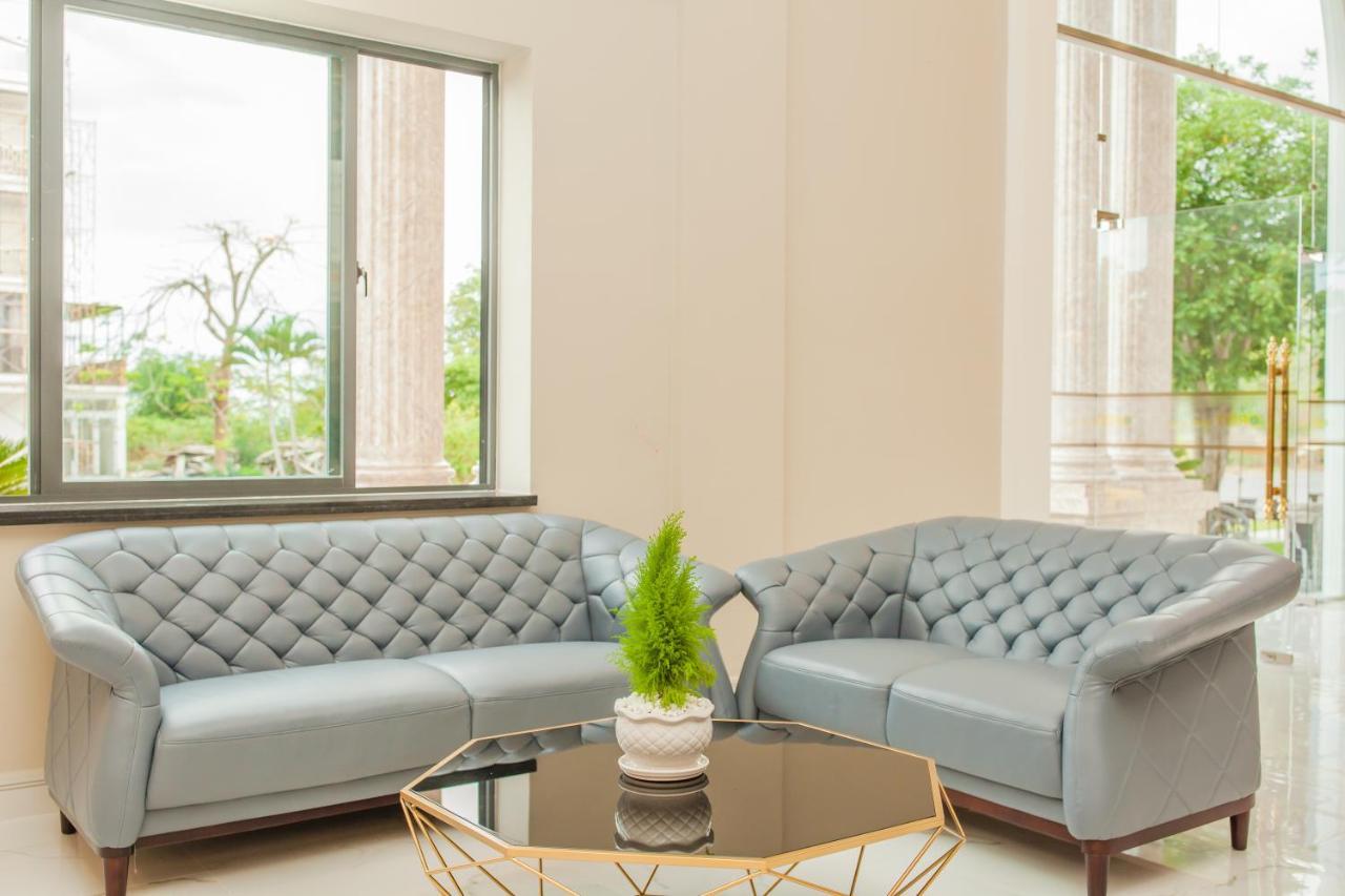 Orbit Hotel Nha Trang Bagian luar foto