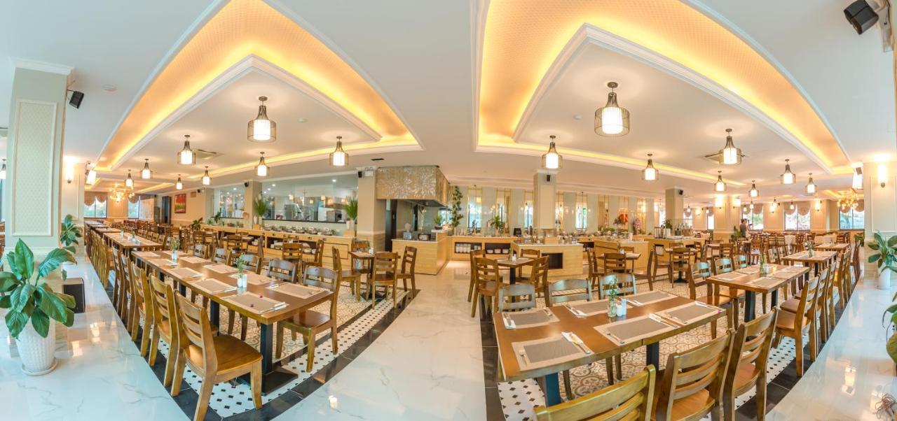 Orbit Hotel Nha Trang Bagian luar foto