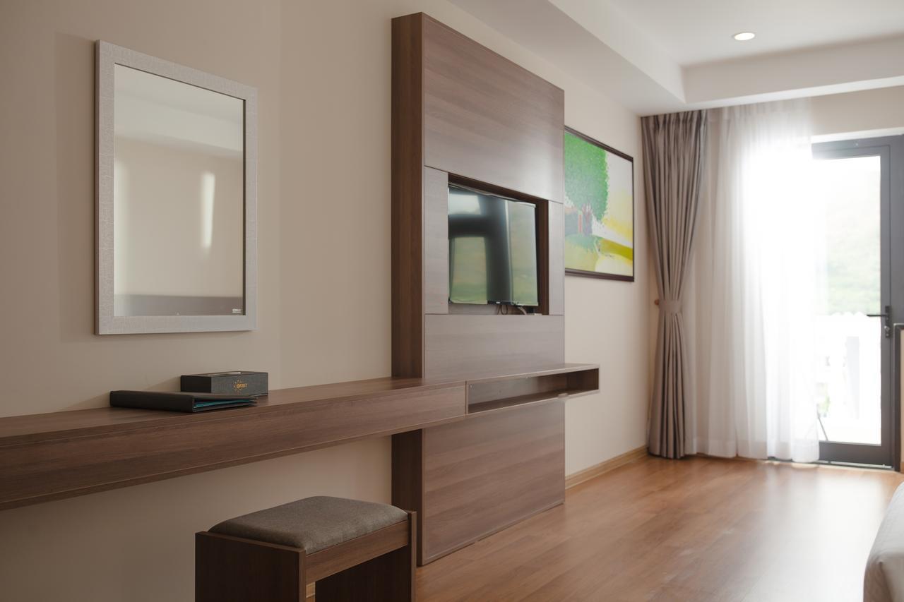 Orbit Hotel Nha Trang Bagian luar foto